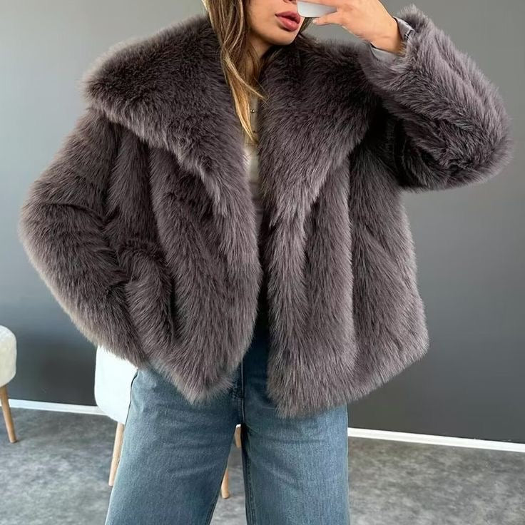 Manteau en Fausse Fourrure