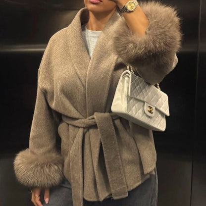 Manteau en laine avec fourrure