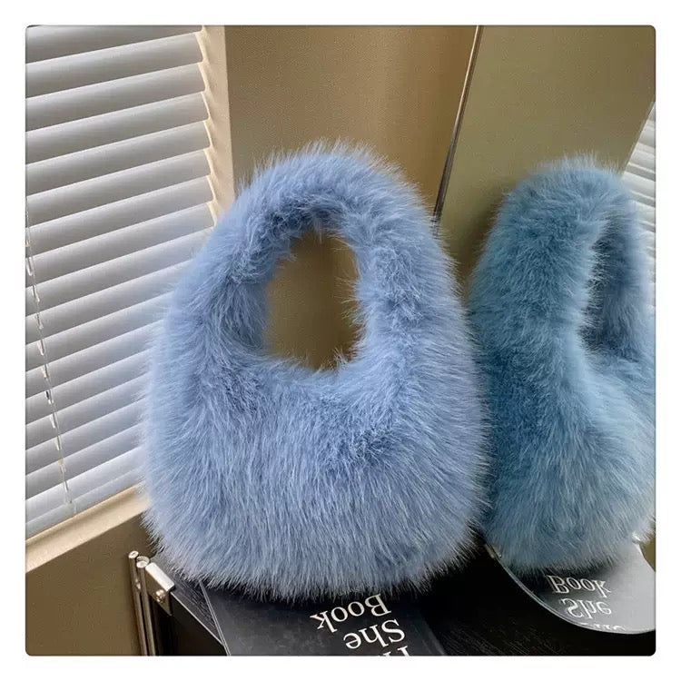 Sac à main en fausse fourrure