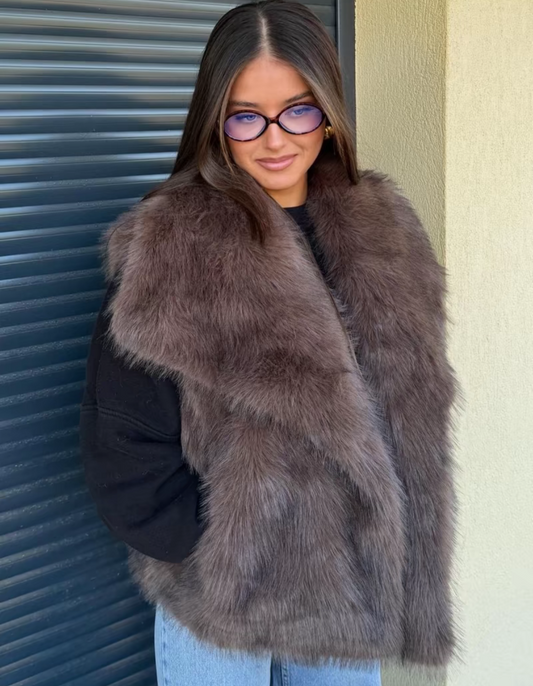 Veste sans manche en fausse fourrure